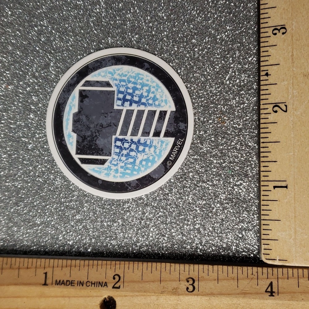 MARVEL Waterproof Sticker Symbol - Picture 2 of 7